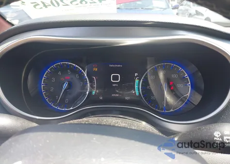 2019 Chrysler Pacifica Touring L Plus из США, поврежденный, VIN 2C4RC1EG6KR666430